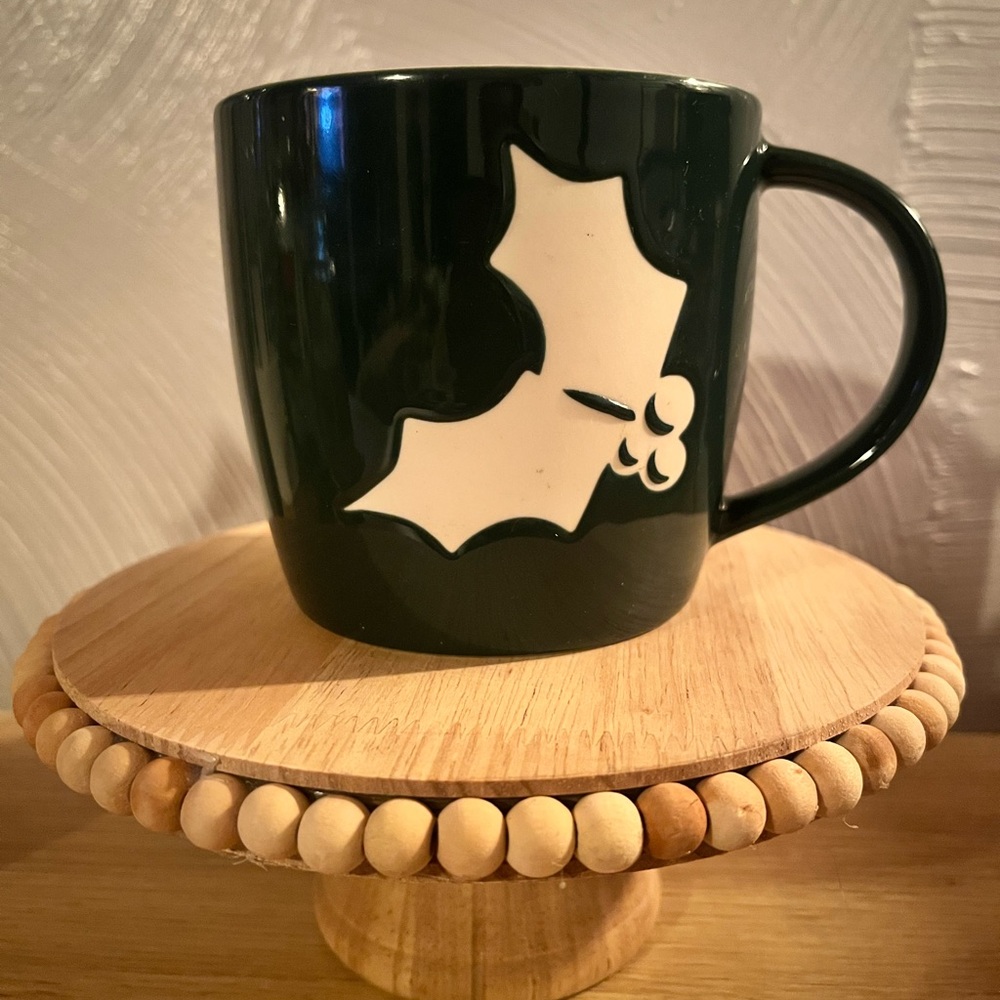 Starbucks Holliday 2011 mug